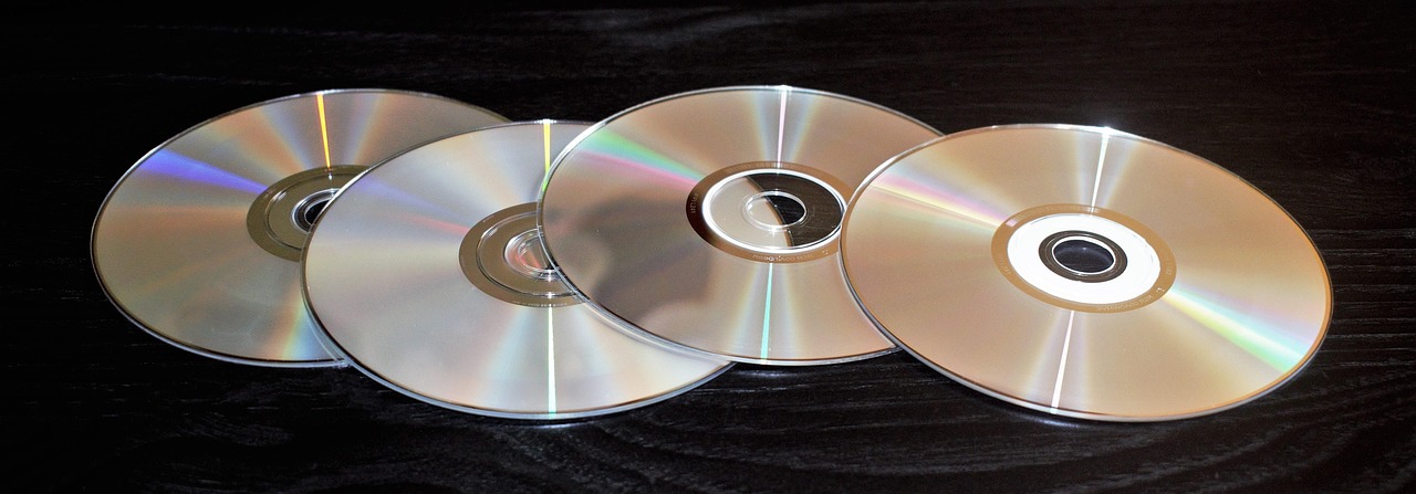 discs-1344774_1280